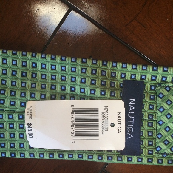 Neck tie - Picture 2 of 3